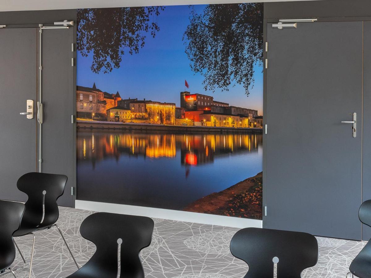 Ibis Budget Cognac Châteaubernard Extérieur photo