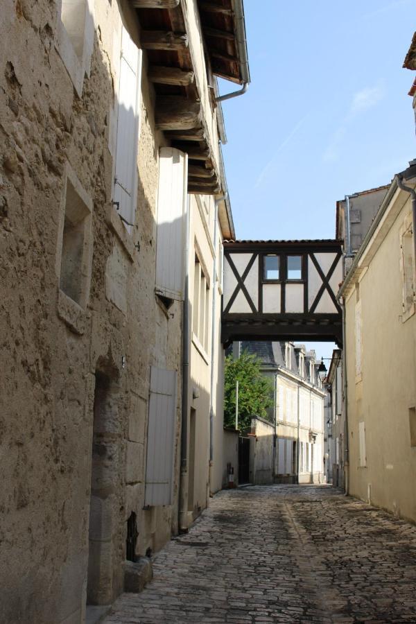 Ibis Budget Cognac Châteaubernard Extérieur photo