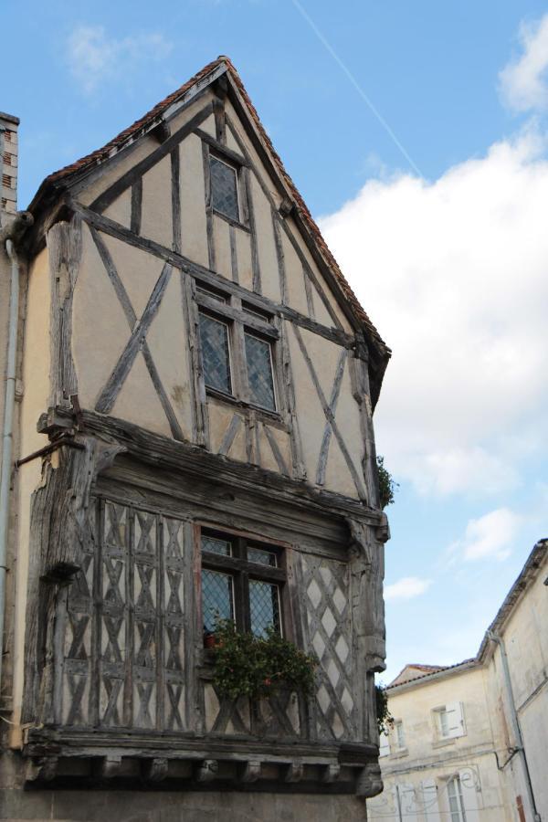 Ibis Budget Cognac Châteaubernard Extérieur photo